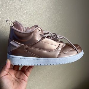 Nike Jordana Fade Away Rose Gold Sneakers women size: 8.5